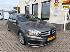 Mercedes-Benz A-klasse - 180 Ambition / AMG / Cruise Controle / Airco / Stoelverwarming / Navigatie