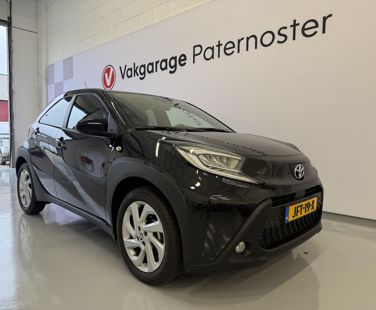 Toyota Aygo X - 1.0 VVT-i MT 17'' LMV / Carplay / Stoelverwarming / Bovag - AutoWereld.nl