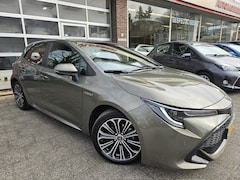 Toyota Corolla - 1.8 Hybrid Style 9135 km