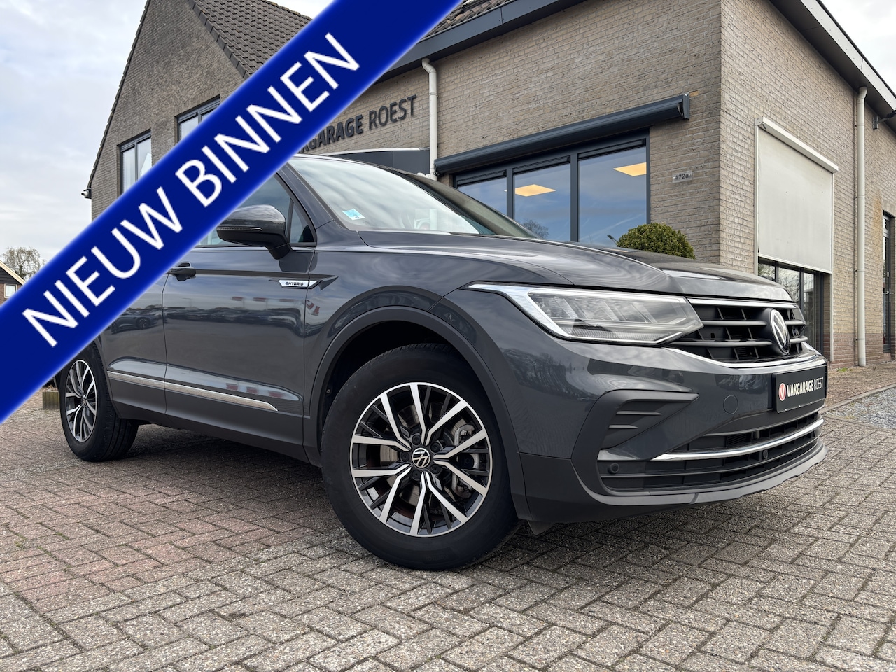 Volkswagen Tiguan - 1.5 eHybrid PHEV Automaat Life Edition Carplay / Full LED / Digi-dash - AutoWereld.nl