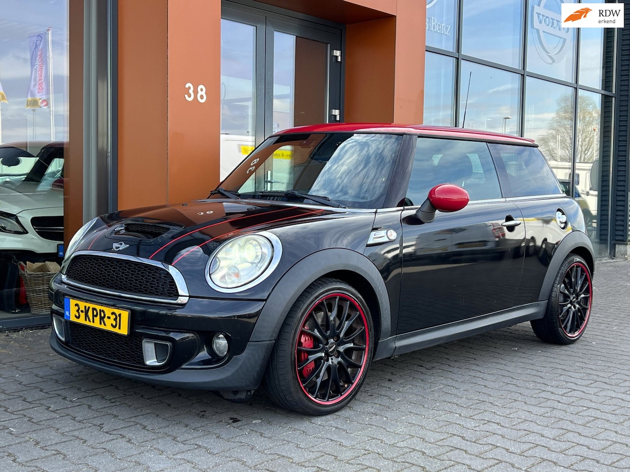 MINI John Cooper Works - Mini 1.6 JCW|6BAK|Clima|Stoelverw.|Navi|Cruise|Isofix - AutoWereld.nl