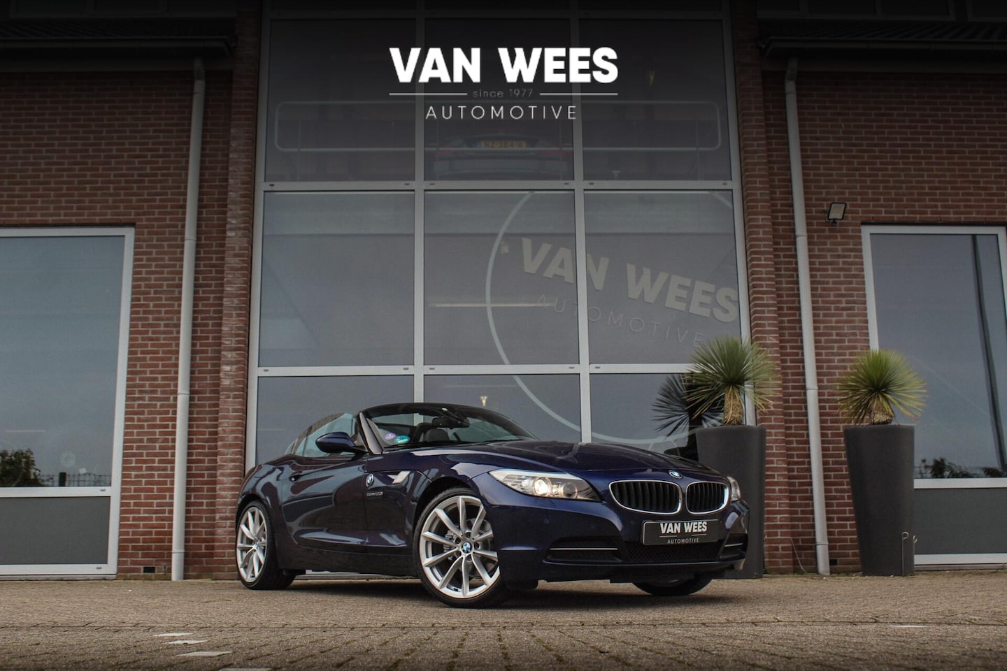 BMW Z4 Roadster - sDrive23i E89 Executive | Innovation paket | Stuurverwarming | Keyless entry | Sportstoele - AutoWereld.nl