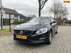 Volvo V60 - 2.0 D3 Momentum