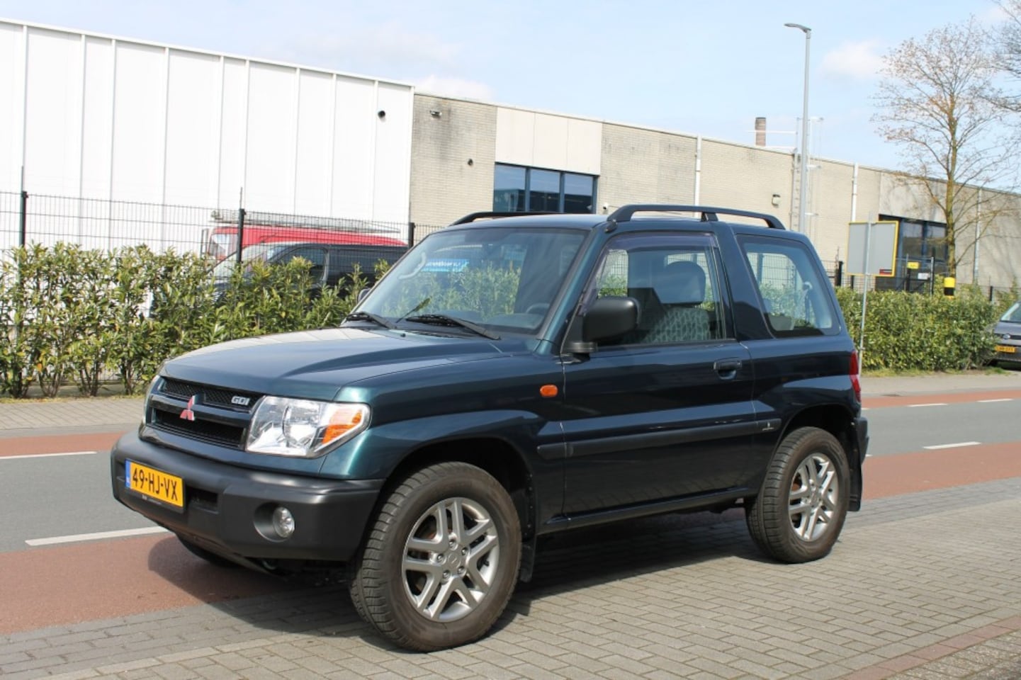 Mitsubishi Pajero Pinin - 2.0GDi GLX Automaat 4WD - AutoWereld.nl