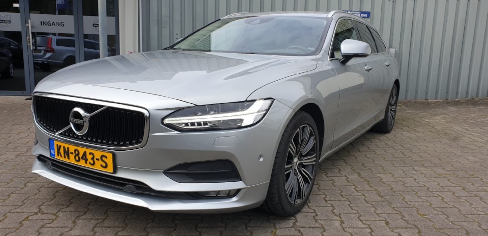 Volvo V90 - 2.0 D4 Inscription 2.0 D4 INSCRIPTION - AutoWereld.nl