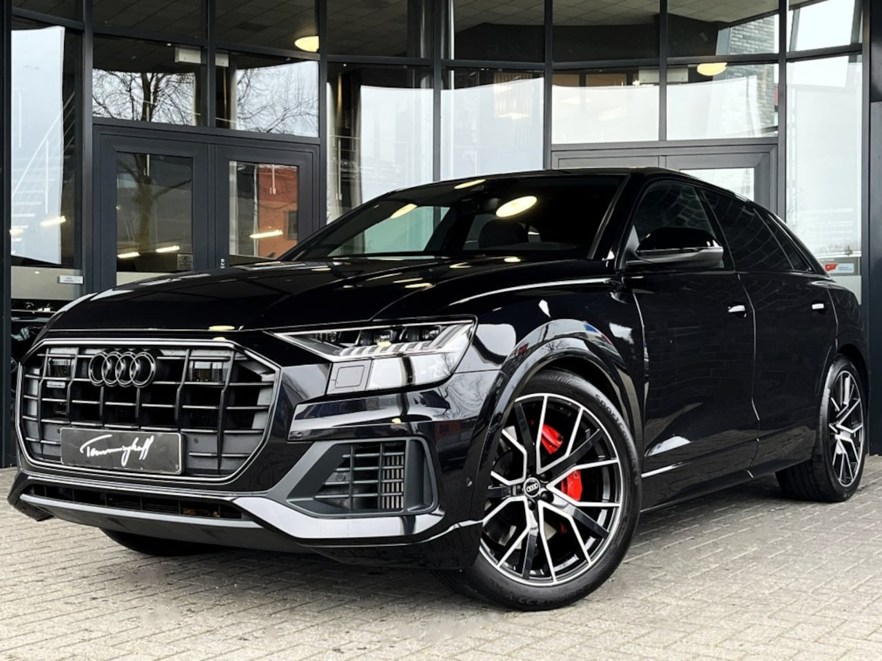 Audi Q8 - 55 TFSI E Q S-LINE - LEDER - EL. TREKH. - 22 INCH - AutoWereld.nl