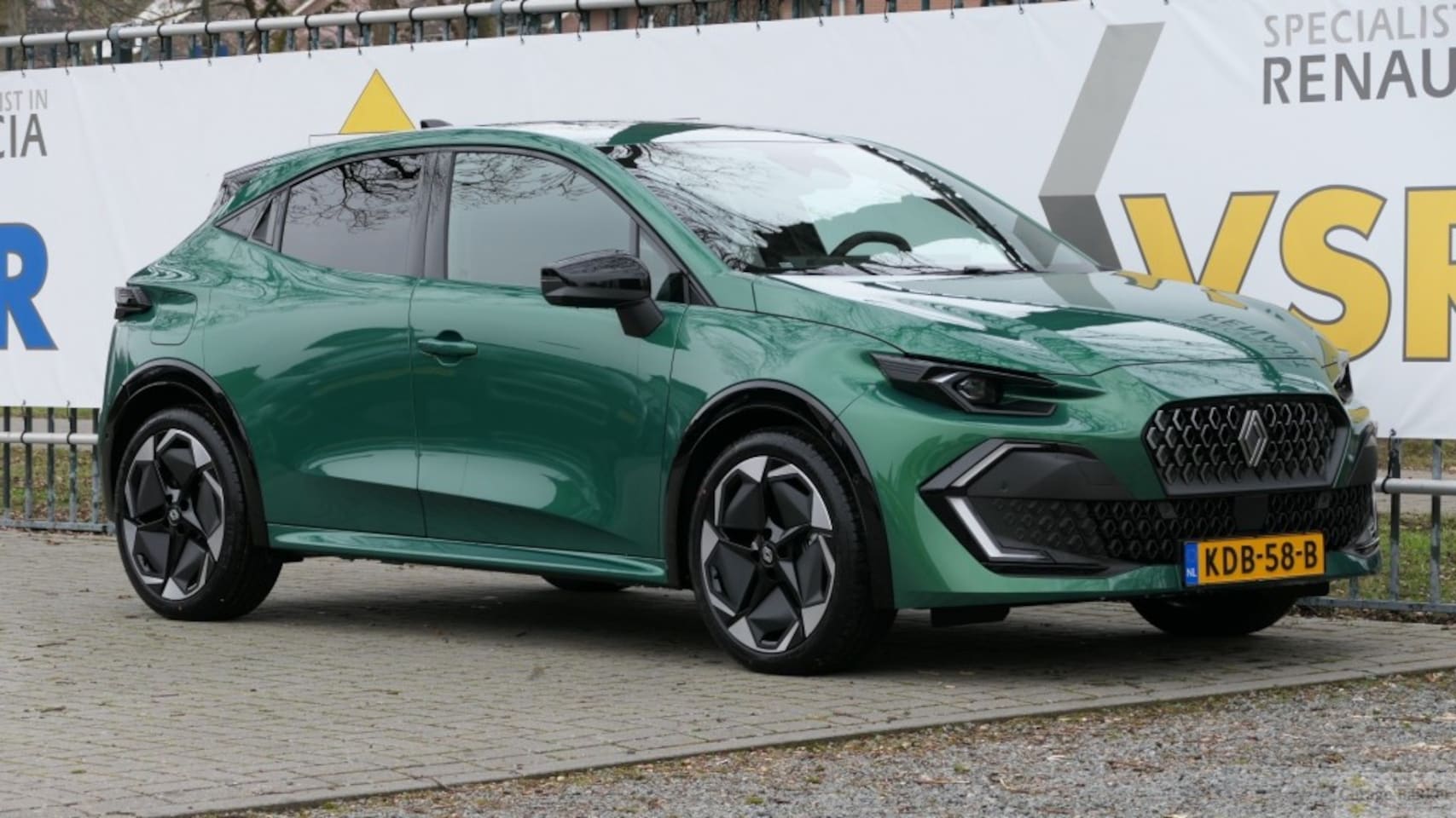 Renault Clio - 1.8 160 HEV Full Hybrid Techno - AutoWereld.nl