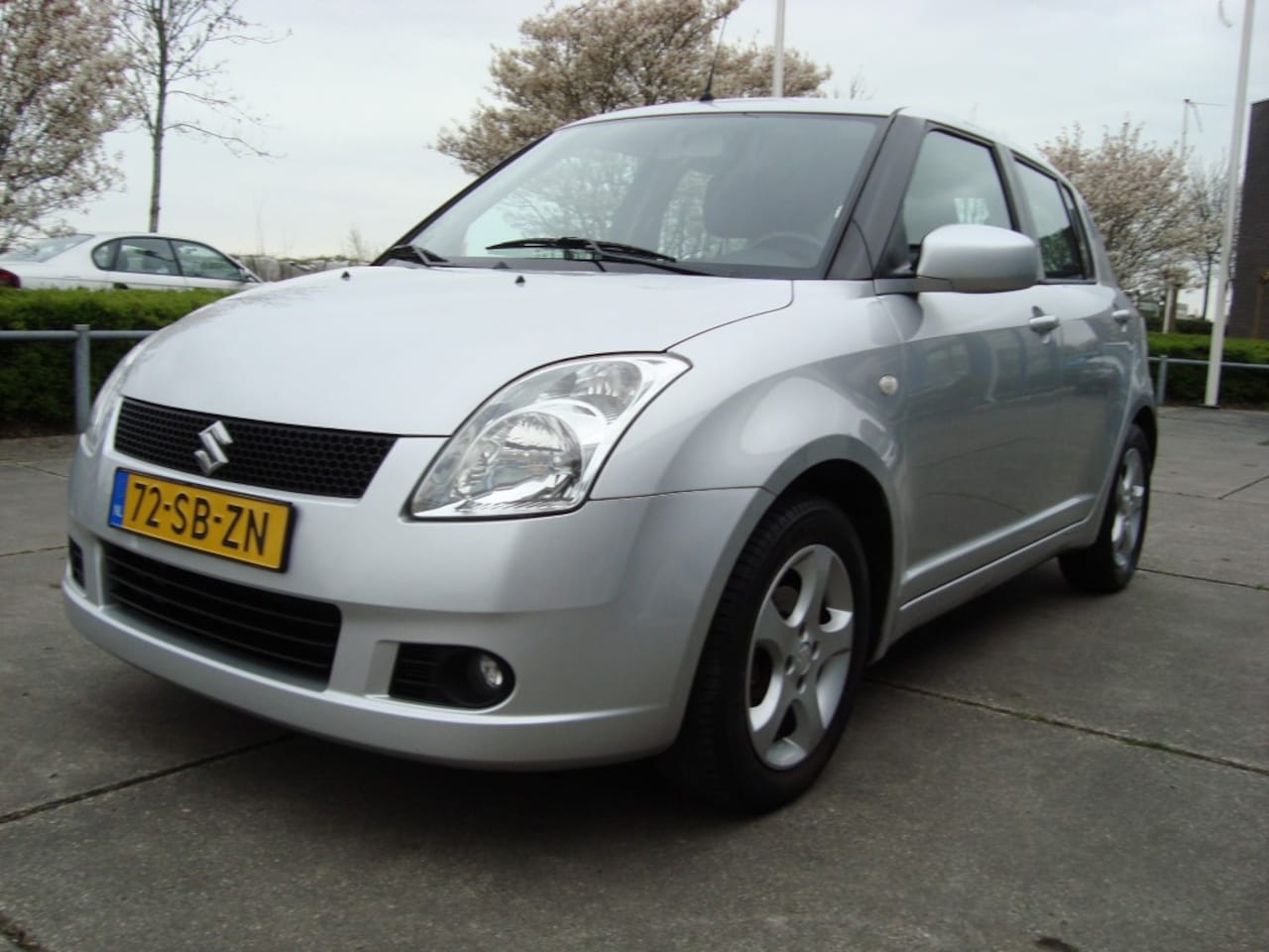 Suzuki Swift - 1.3 Exclusive 1.3 EXCLUSIVE - AutoWereld.nl