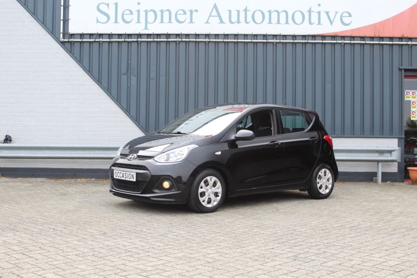 Hyundai i10 - 1.0 Classic / Airco / 5 deurs/ Nette Auto!! - AutoWereld.nl