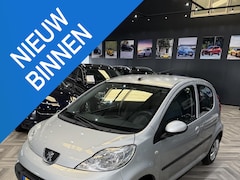 Peugeot 107 - 1.0-12V XS