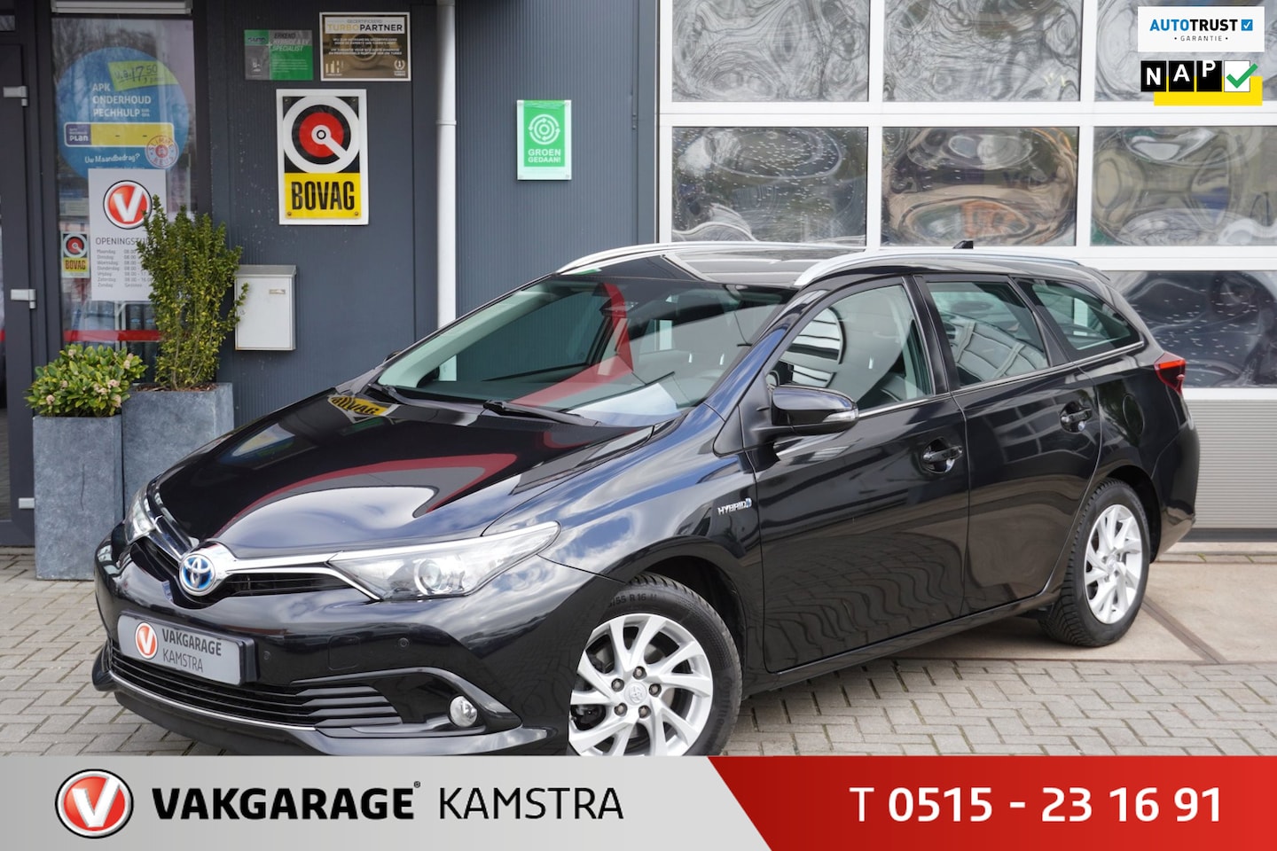 Toyota Auris Touring Sports - 1.8 Hybrid Active NAP Navi/DAB+/Cruise/PDC - AutoWereld.nl