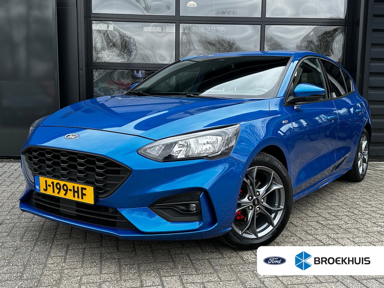 Ford Focus - ST-Line 1.5 150 PK | TREKHAAK| STUUR, STOEL EN VOORRUITVERWARMING| HEAD UP DISPLAY| KEYLES - AutoWereld.nl