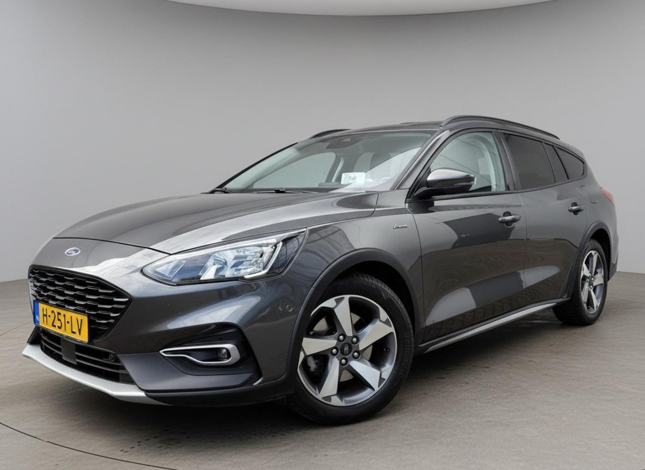 Ford Focus Wagon - 1.5 EcoBoost Active Head Up Carplay Cruise 2020 Vol Opties Nl Auto Eerste eigenaar Histori - AutoWereld.nl