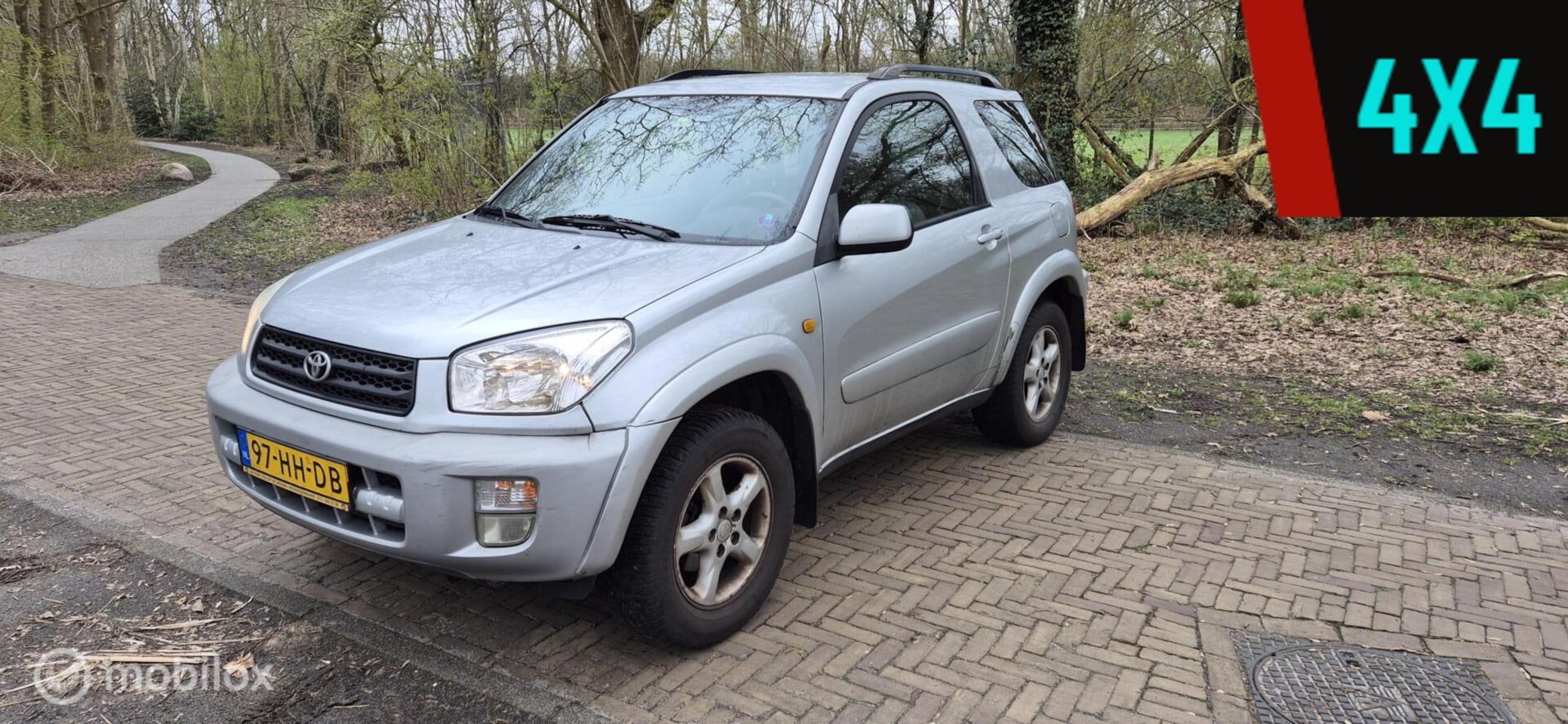 Toyota RAV4 - 2.0-16V VVT-i Sol 4 WHEEL DRIVE Export/Handel - AutoWereld.nl