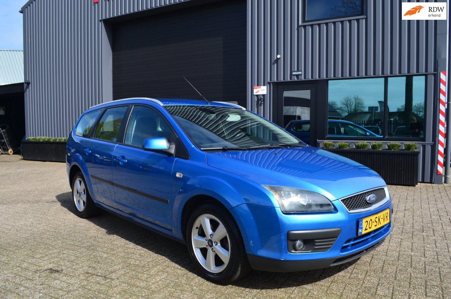 Ford Focus Wagon - 1.6-16V Futura | Nieuwe koppeling | Trekhaak | Airco - AutoWereld.nl