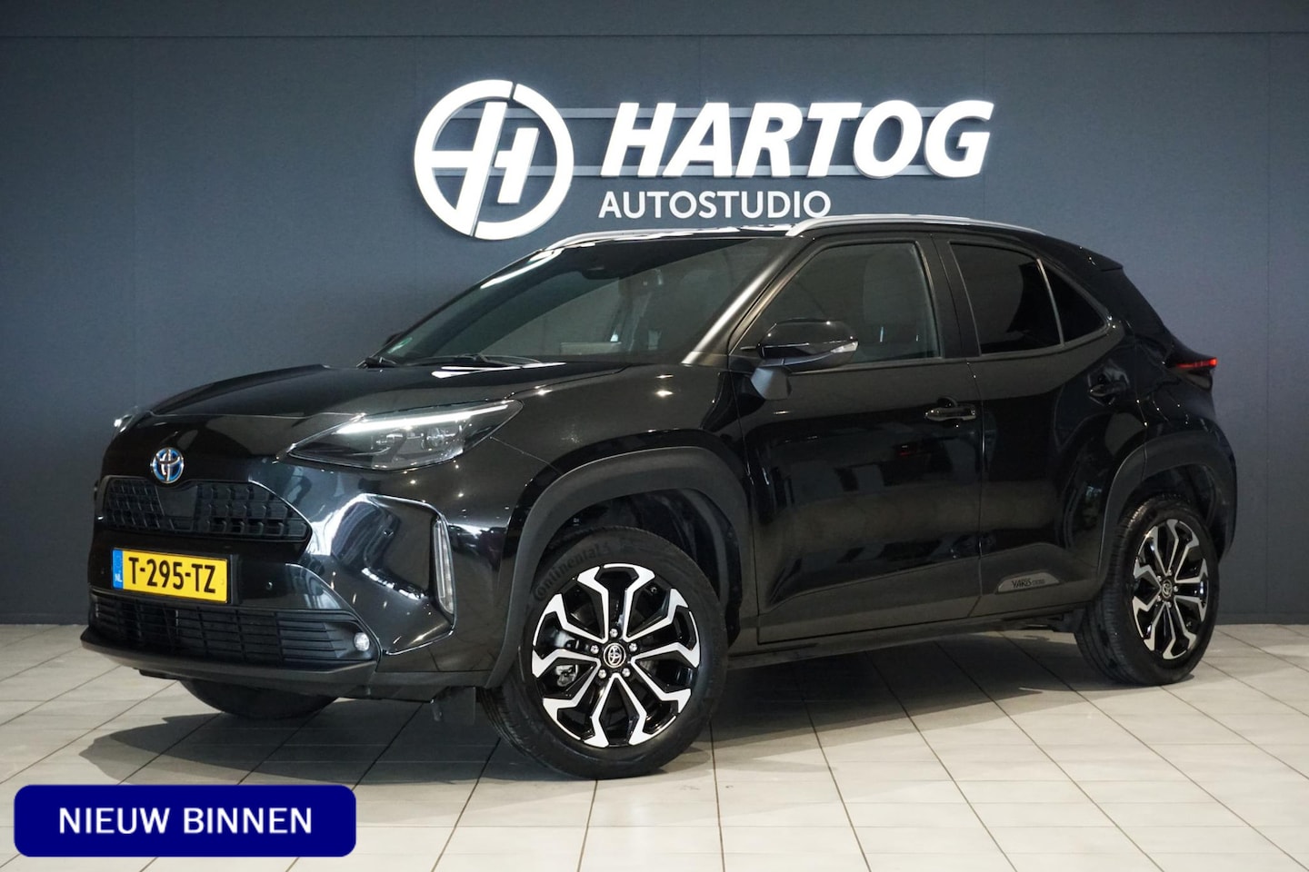 Toyota Yaris Cross - 1.5 Hybrid First Edition + PANODAK / HEAD-UP / TREKHAAK - AutoWereld.nl