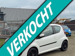 Peugeot 107 - 1.0 Active