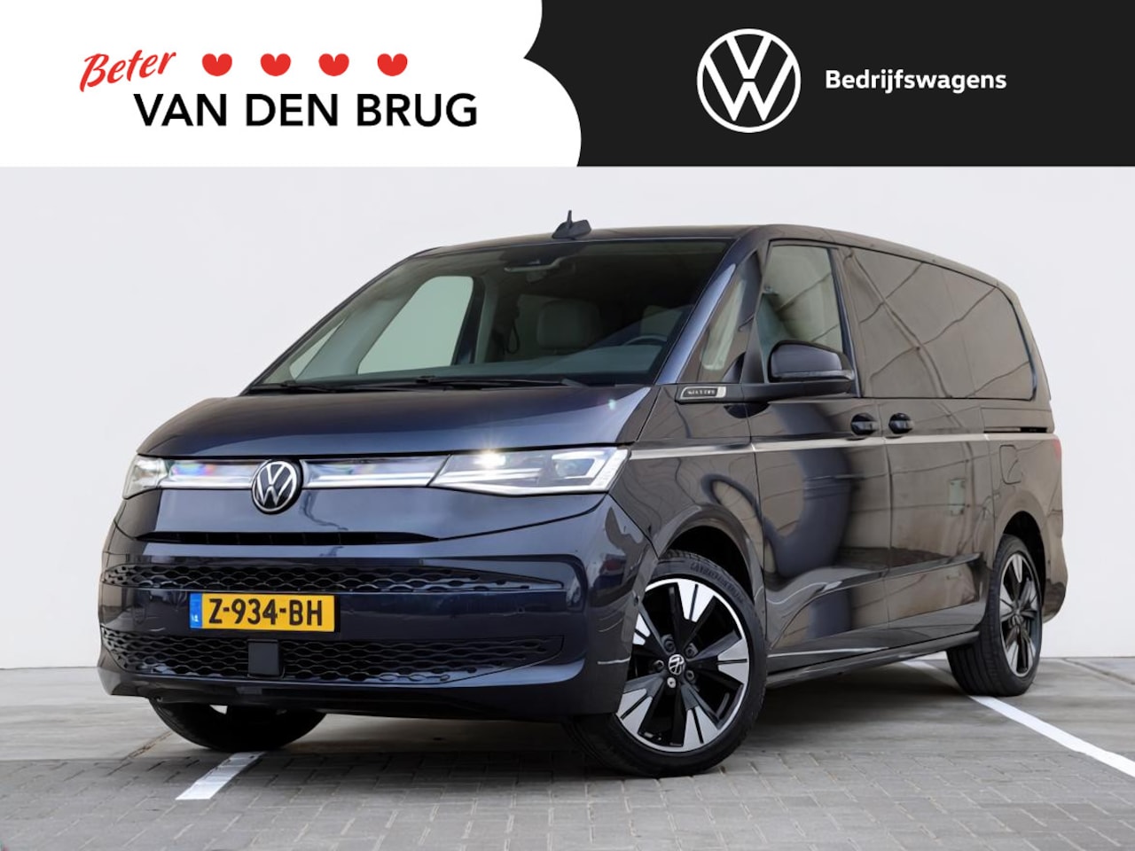 Volkswagen Multivan - 1.4 eHybrid L2H1 Style | Elektrische schuifdeuren en achterklep | Panoramadak | 19 inch Lm - AutoWereld.nl