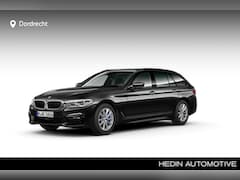 BMW 5-serie Touring - 530i M-Sport | Trekhaak | Driving Assistant Plus | Head-Up | Panorama | Standkachel | Remo
