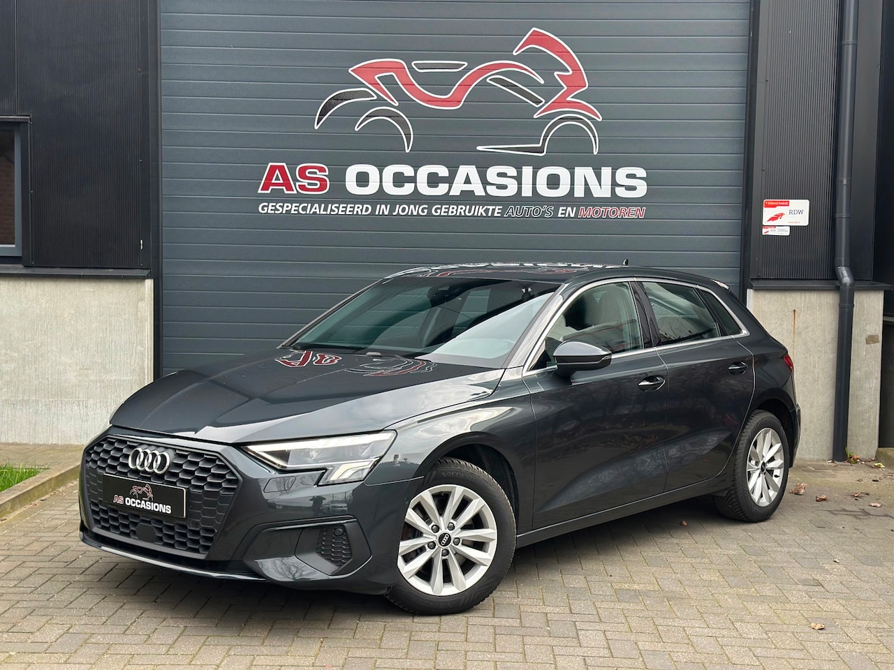 Audi A3 Sportback - 30 TFSI CarPlay - Matrix Led - Pre Safe - Lane Assist - AutoWereld.nl