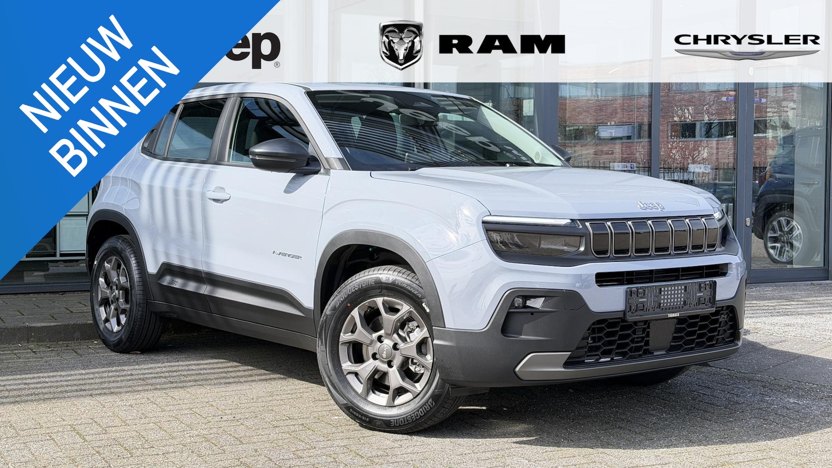 Jeep Avenger - 1.2 e-Hybrid Longitude | Infotainment pack | Winter pack - AutoWereld.nl