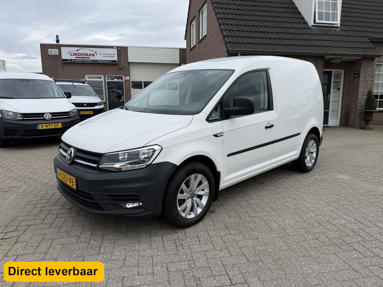 Volkswagen Caddy - 2.0 TDI Trendline Airco Schuifdeur + Raam (Kastinrichting) - AutoWereld.nl