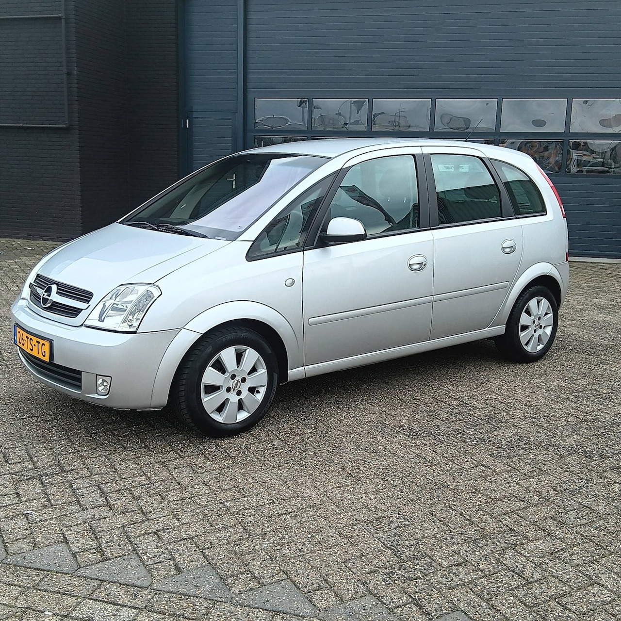 Opel Meriva - 1.8 Essentia - AutoWereld.nl