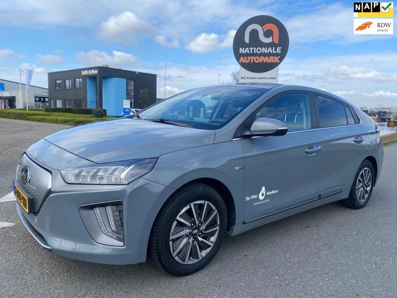 Hyundai IONIQ - 2019 * Comfort EV 38 kWh * actieradius van 311 km !! - AutoWereld.nl