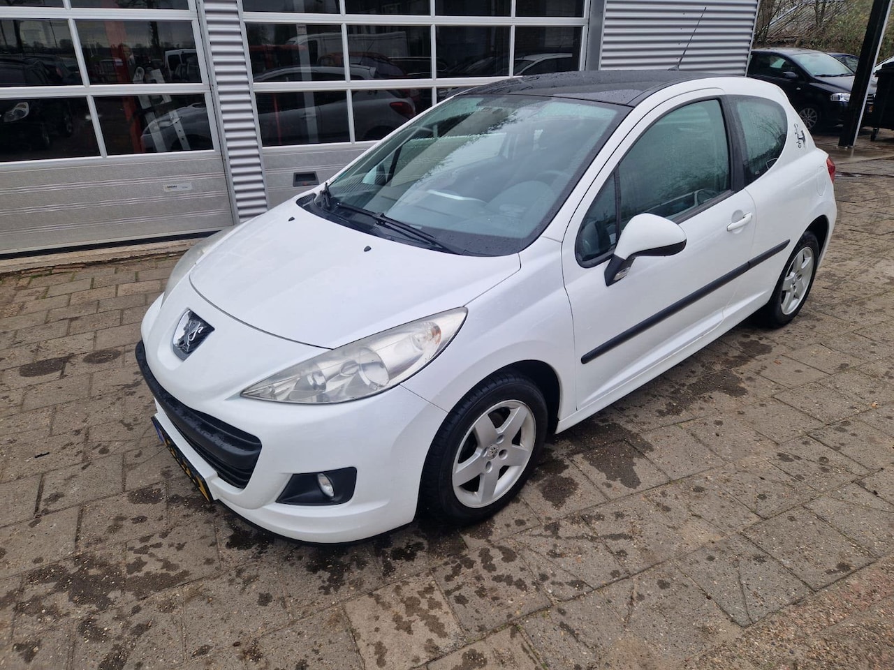 Peugeot 207 - 1.4 XR 1.4 XR ( PAASAANBIEDING!!) - AutoWereld.nl