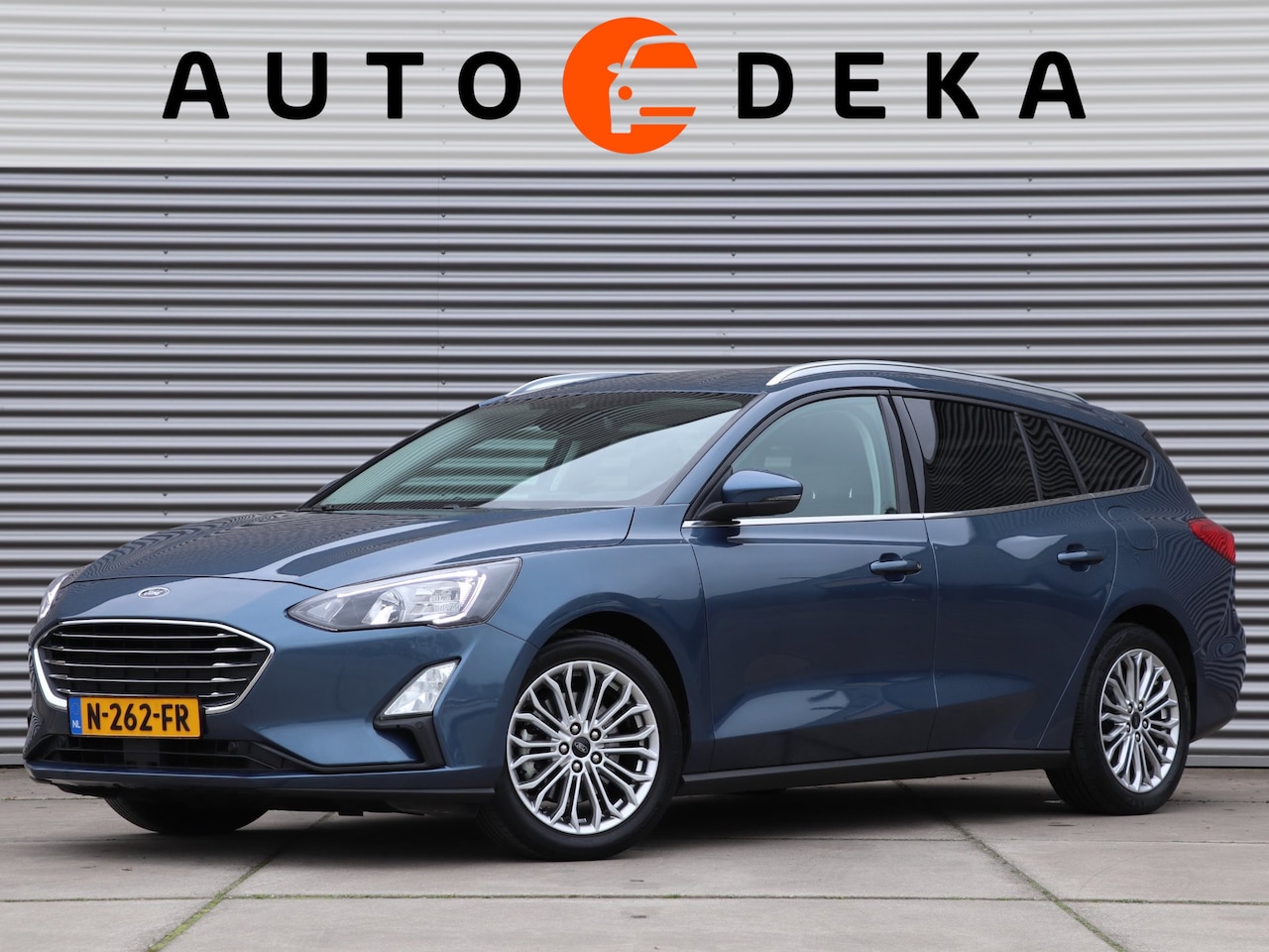 Ford Focus Wagon - 1.0 EcoBoost Hybrid Titanium X Business *Winterpack*Trekhaak* - AutoWereld.nl