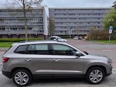 Skoda Karoq - 1.0 TSI Ambition Business
