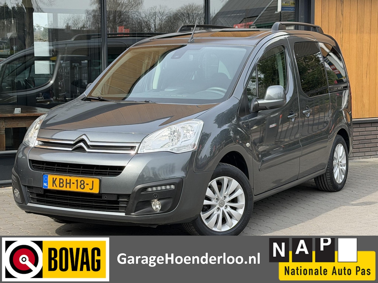 Citroën Berlingo - 1.2 110pk Camera, Carplay, Panoramadak, Trekhaak. Garantie - AutoWereld.nl