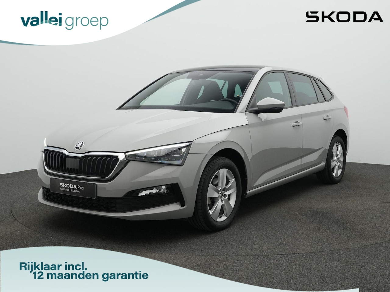 Skoda Scala - 1.0 TSI 110 pk Sport Business | Panoramadak | Parkeersensoren achter | Carplay | 2-zone Cl - AutoWereld.nl