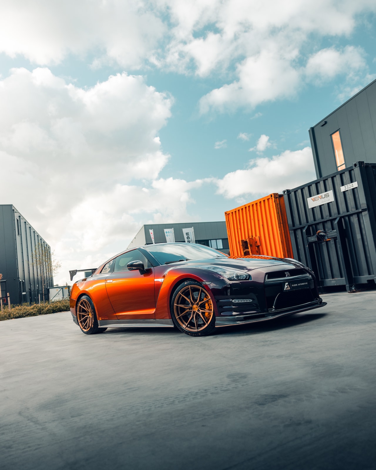 Nissan GT-R - 3.8 V6 Black Edition MY2014 1050pk - AutoWereld.nl