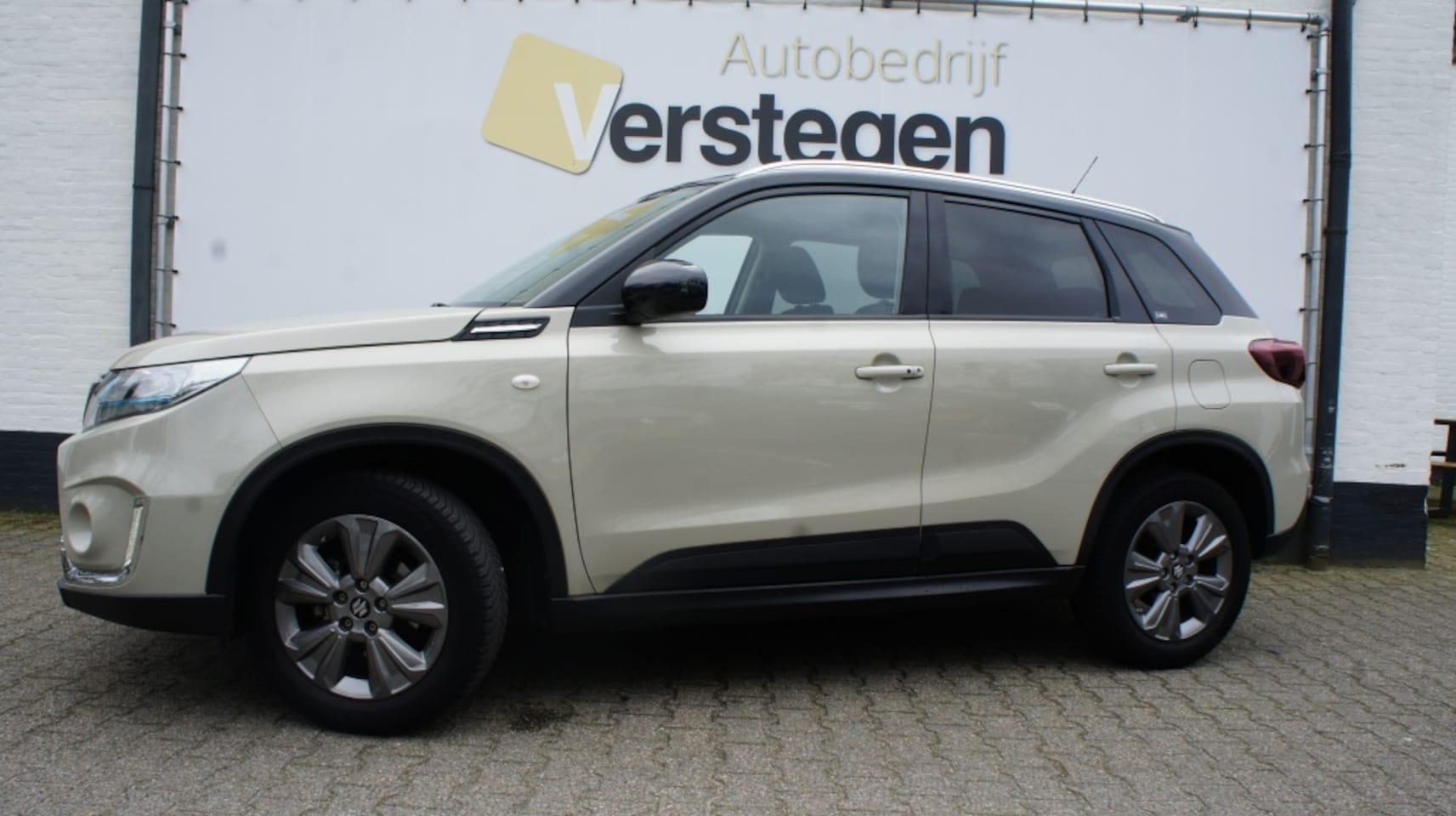 Suzuki Vitara - 1.4 B.jet Select SH AUT. - AutoWereld.nl
