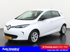 Renault Zoe - R110 Limited 41 kWh KOOPACCU | SOH 88% | Stoelverwarming | Carplay | Zondag Open
