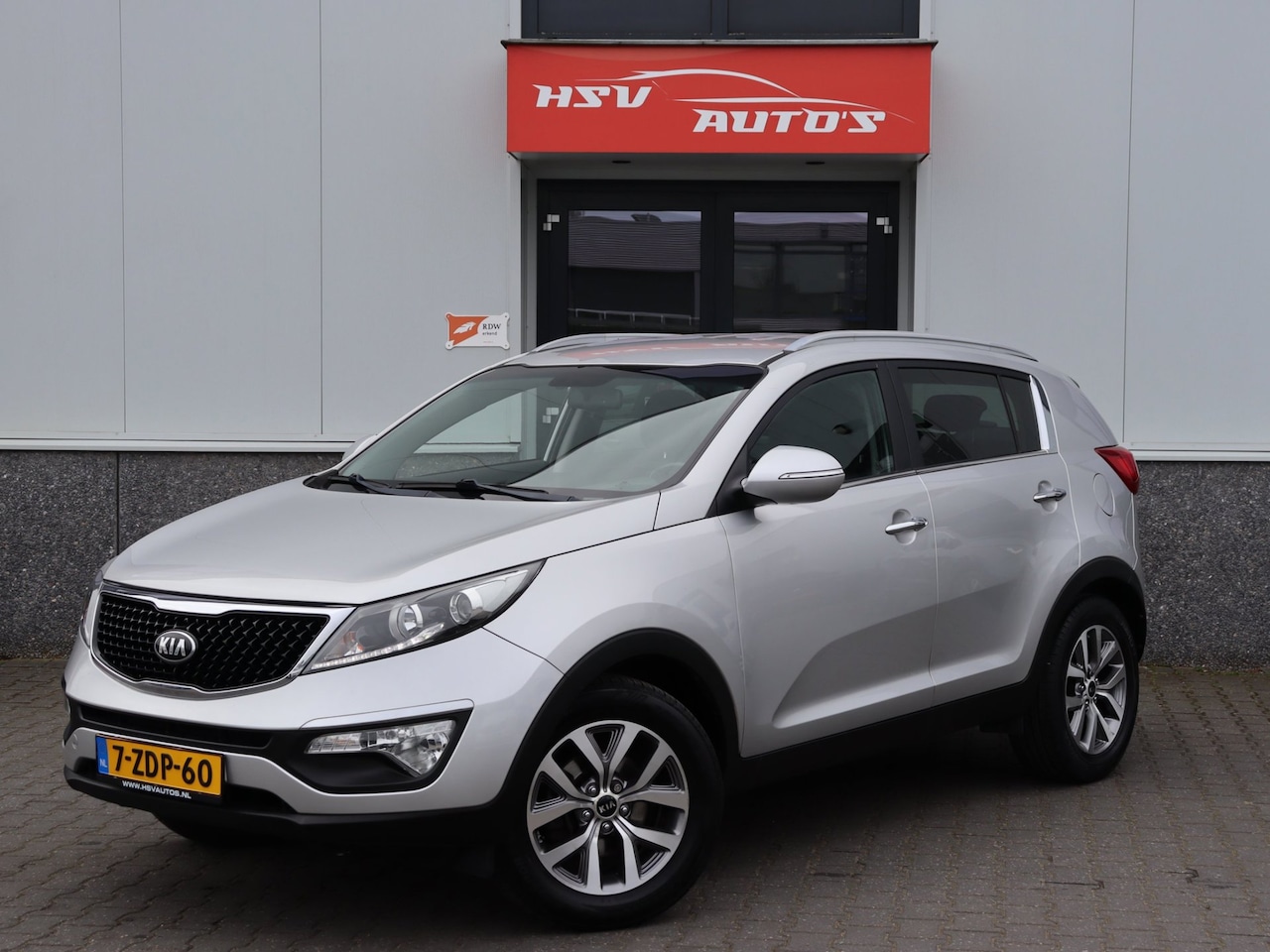 Kia Sportage - 1.6 GDI World Cup Edition navi LEER camera org NL - AutoWereld.nl