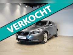 Volvo V40 - 1.6 T4 Summum Trekhaak|Cruise|Leer