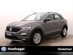 Volkswagen T-Roc - 1.5 TSI Style Business | Automaat | Adaptive cruise | Stoelverwarming | CarPlay | Camera |