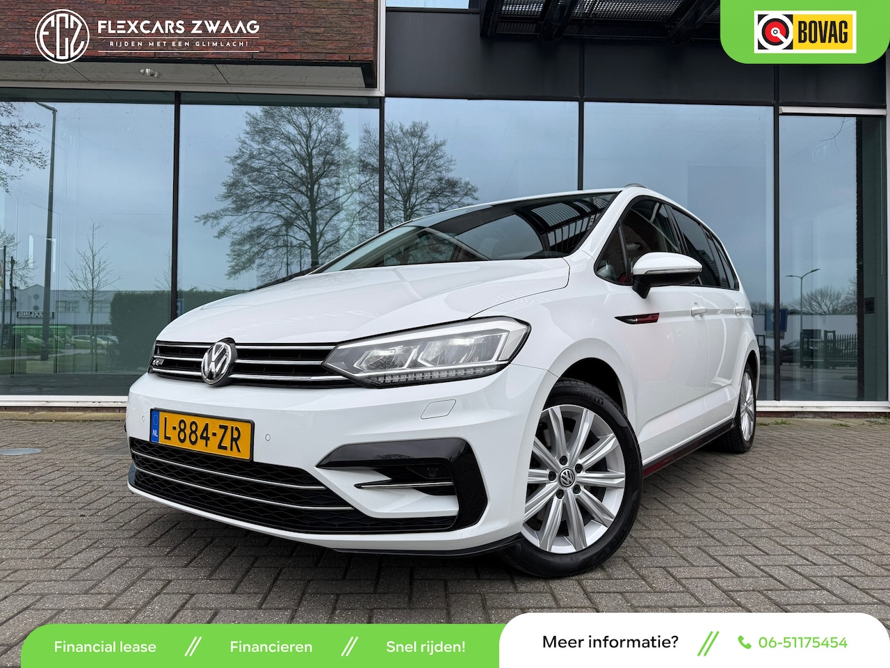 Volkswagen Touran - 1.2 TSI Highline Edition R Line 7p - Navi - Trekhaak - LED - AutoWereld.nl