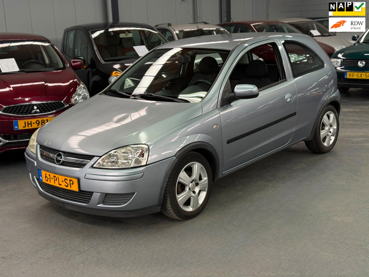 Opel Corsa - 1.2-16V Maxx Automaat APK NAP - AutoWereld.nl