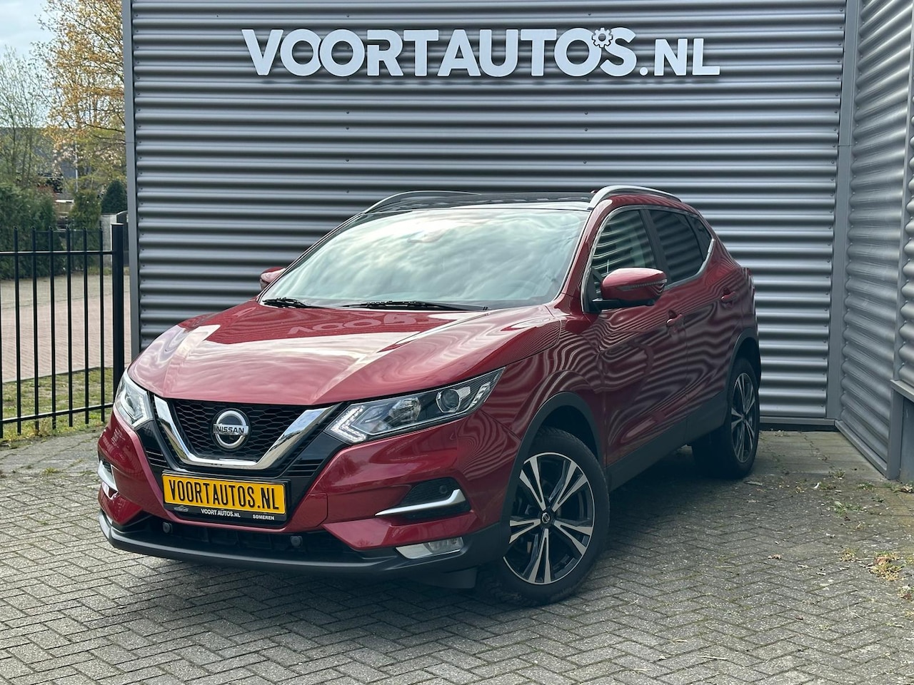 Nissan Qashqai - 1.3 MHEV Xtronic N-Connecta | AUTOMAAT | NAVI | 360 CAMERA | PANO | TREKHAAK AFN | STOELVE - AutoWereld.nl