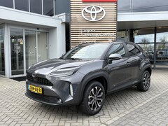 Toyota Yaris Cross - 1.5 Hybrid 115 First Edition ALL-SEASON STOEL/STUURVERW KEYLESS DRAADLOOS-LADEN APPLE/ANDR