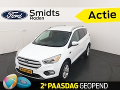 Ford Kuga - 1.5 120PK EcoBoost Titanium | Half leder | Trekhaak | 1.800KG | Winter pack | PDC | Naviga