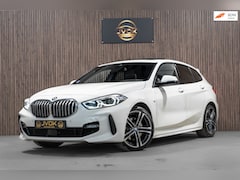 BMW 1-serie - 116i M Sport LED NAVI PANO CAMERA