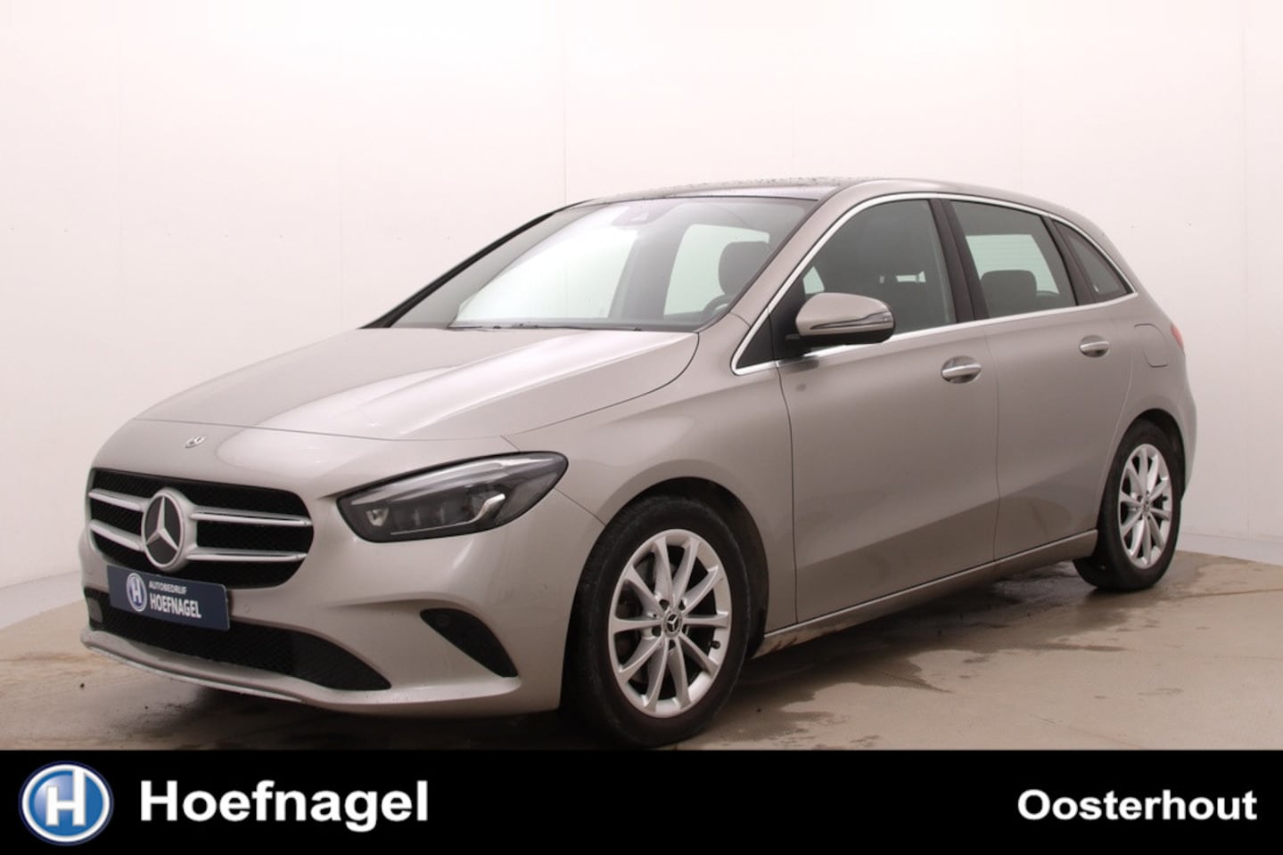 Mercedes-Benz B-klasse - 220 4MATIC | Automaat | Adaptive cruise | Navigatie | Camera | Leder | Panoramadak - AutoWereld.nl