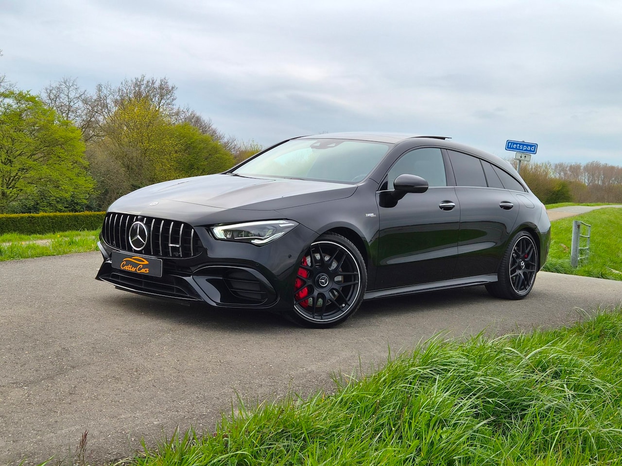 Mercedes-Benz CLA-klasse Shooting Brake - AMG 45 S 4MATIC+ Premium Plus - AutoWereld.nl