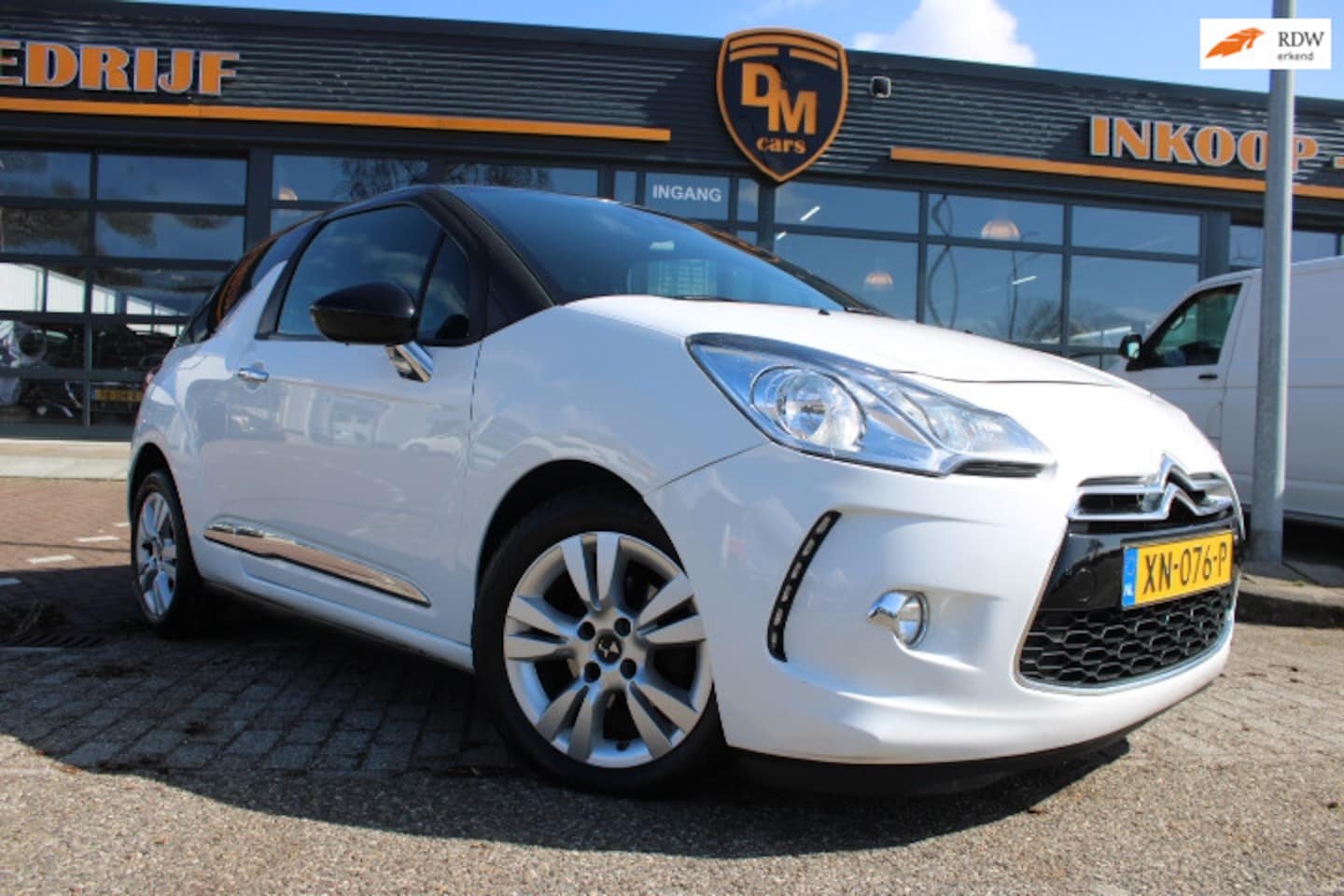 DS 3 - 1.2 PureTech Business | Camera | Airco | Navi | - AutoWereld.nl
