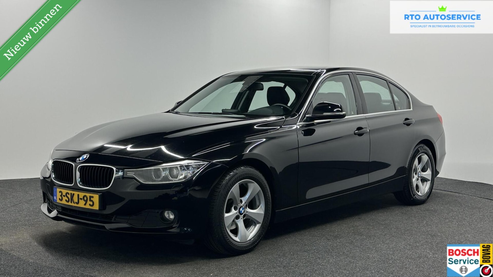BMW 3-serie - 320i EfficientDynamics Edition High Executive Upgr LEER NAVI ECC CRUISE. - AutoWereld.nl
