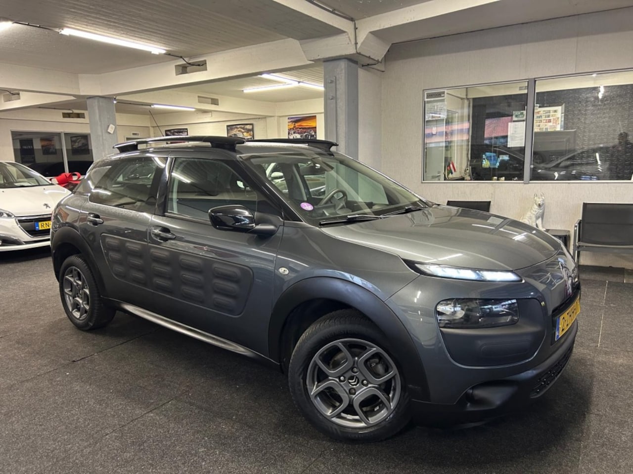 Citroën C4 Cactus - 1.2 PureTech Feel*NAP*Clima*Velgen*Trekhaak - AutoWereld.nl